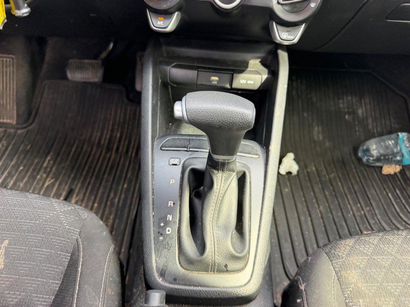 Used 2022 Kia Rio LX FWD image 13