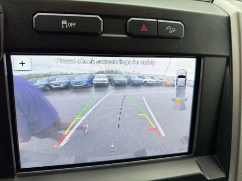 Used 2018 Ford F250 Lariat w/ Lariat Value Package image 18