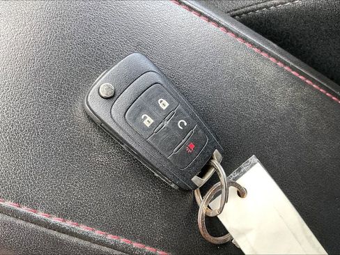 Used 2015 GMC Terrain SLE w/ Safety Package FWD image 11