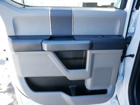 Certified 2022 Ford F250 XLT w/ XLT Value Package image 14