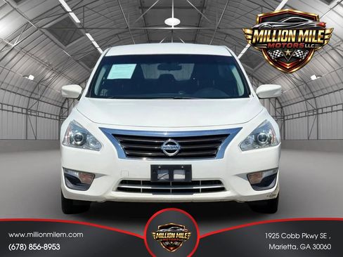 Used 2014 Nissan Altima 2.5 S FWD image 5
