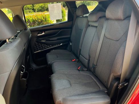 Used 2019 Hyundai Santa Fe SEL w/ Cargo Package image 23