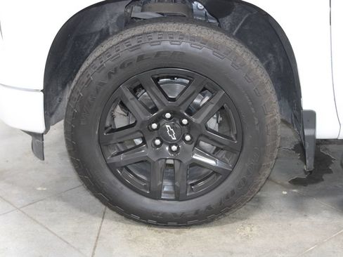Used 2024 Chevrolet Silverado 1500 RST w/ Convenience Package II AWD/4WD image 20