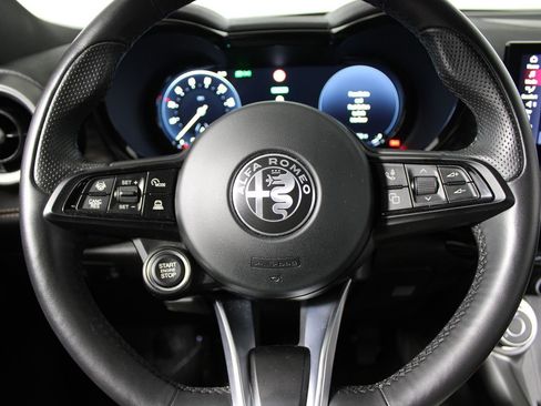 Used 2024 Alfa Romeo Tonale Ti w/ Active Assist Package image 12