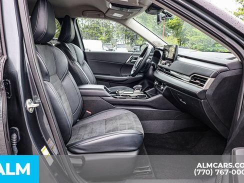 Used 2025 Mitsubishi Outlander SE FWD image 22