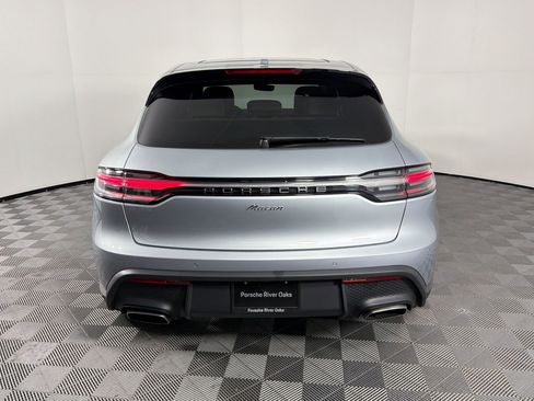 Used 2026 Porsche Macan AWD/4WD image 10