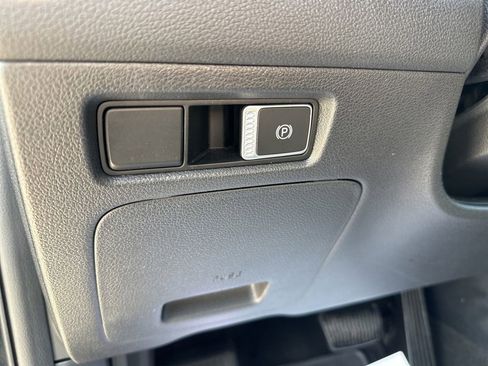 Used 2023 Hyundai Santa Fe SEL image 16