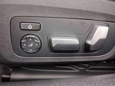 New 2026 BMW 840i w/ M Sport Professional Package image 13