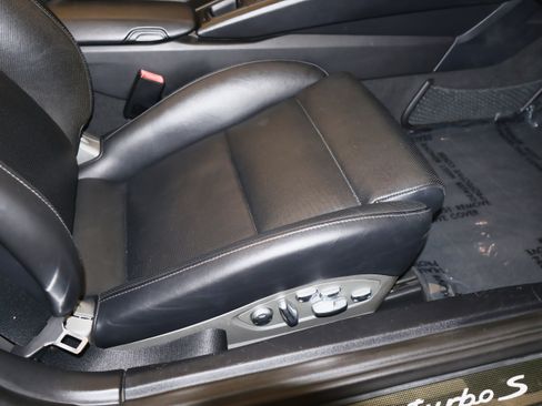 Used 2014 Porsche 911 Turbo S image 36