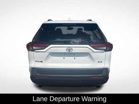Used 2024 Toyota RAV4 XLE FWD image 8