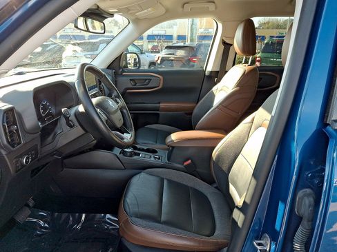 Certified 2023 Ford Bronco Sport Outer Banks w/ Tech Package image 12