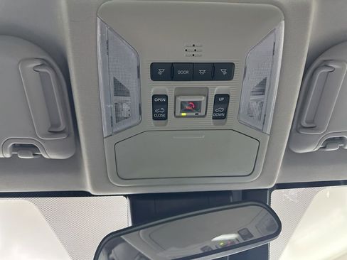 Used 2023 Toyota RAV4 XLE image 43