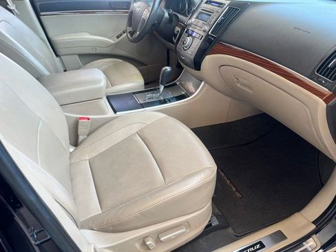 Used 2012 Hyundai Veracruz Limited AWD/4WD image 6