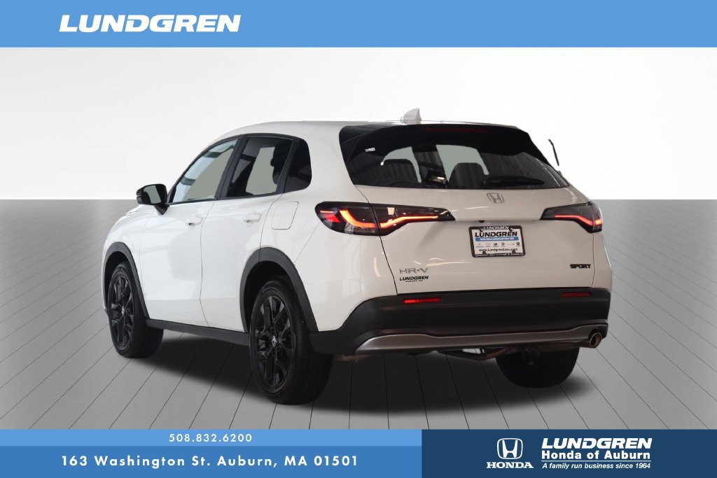 Used 2024 Honda HR-V Sport image 4