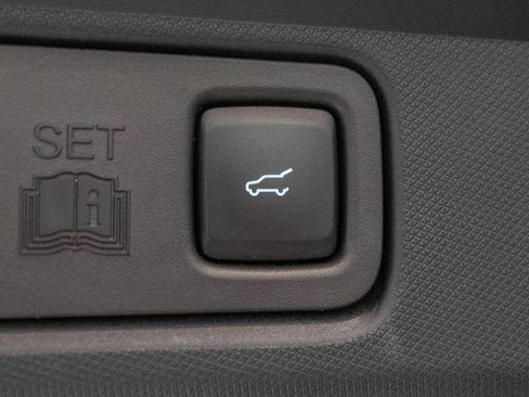 Used 2022 Ford Mustang Mach-E Premium RWD image 35