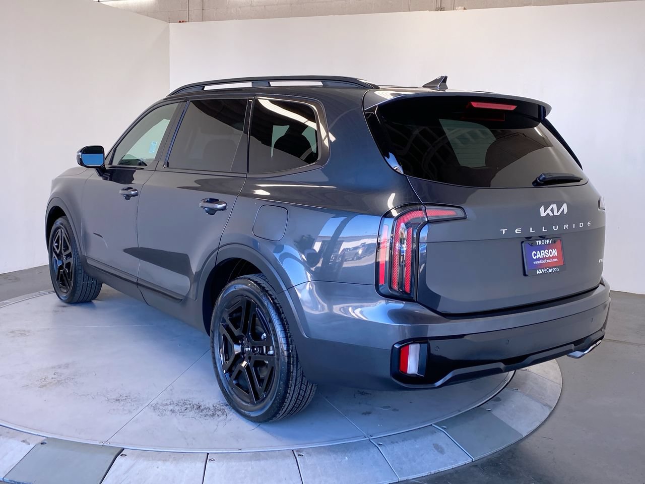 Certified 2024 Kia Telluride SX X-Line AWD/4WD image 3