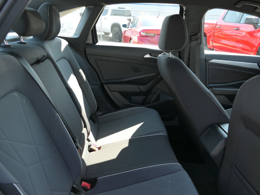 Used 2025 Volkswagen Jetta Sport FWD image 21