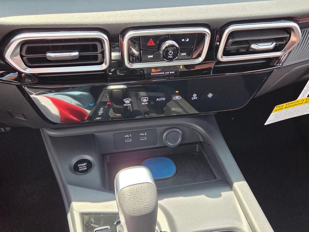 New 2027 Nissan Sentra SR w/ Floor Mat Package FWD image 20