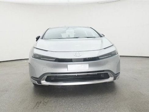 New 2026 Toyota Prius Plug-In Hybrid FWD image 97