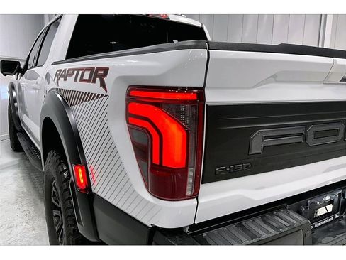Used 2024 Ford F150 Raptor AWD/4WD image 31