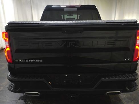 Used 2021 Chevrolet Silverado 1500 LT Trail Boss w/ Convenience Package II AWD/4WD image 5
