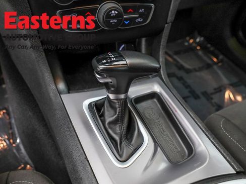 Used 2023 Dodge Charger GT image 13