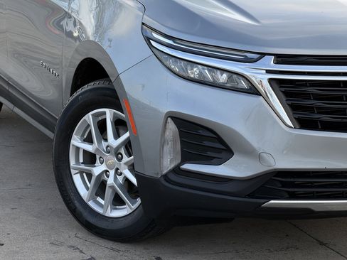Used 2023 Chevrolet Equinox LT FWD image 11