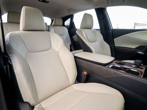 Used 2023 Lexus RX 350 Premium image 12