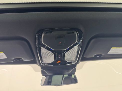 Used 2026 BMW X5 xDrive40i AWD/4WD image 19