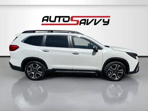 Used 2023 Subaru Ascent Touring AWD/4WD image 8