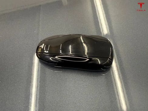 Used 2013 Tesla Model S Performance RWD image 30