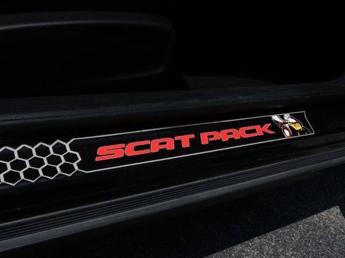 Used 2021 Dodge Challenger R/T Scat Pack RWD image 28