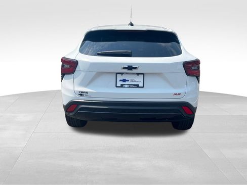 New 2026 Chevrolet Trax RS w/ Driver Confidence Package FWD image 4