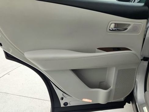Used 2012 Lexus RX 350 FWD w/ Premium Pkg image 21