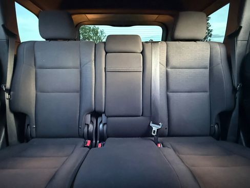 Used 2017 Jeep Grand Cherokee Laredo w/ Quick Order Package 23E image 21