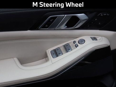 Used 2023 BMW X7 xDrive40i w/ M Sport Package image 27