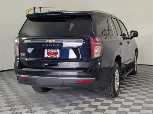 Used 2022 Chevrolet Tahoe LT w/ Luxury Package image 7