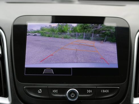 Used 2024 Chevrolet Malibu LT image 21