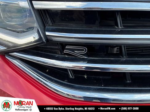 Certified 2024 Volkswagen Tiguan SEL R-Line AWD/4WD image 3