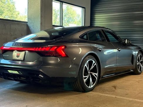 Used 2023 Audi e-tron GT Prestige AWD/4WD image 8