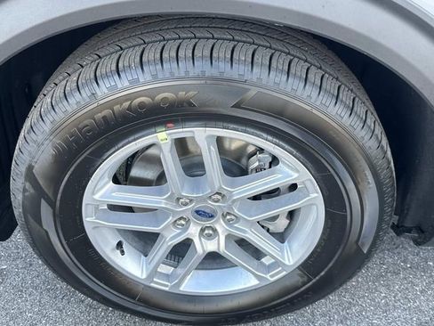 New 2026 Ford Explorer Active w/ Active Comfort Package image 33