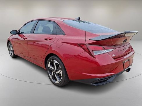 Used 2023 Hyundai Elantra SEL w/ Convenience Package FWD image 7