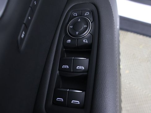 Used 2023 Cadillac XT5 Premium Luxury image 35