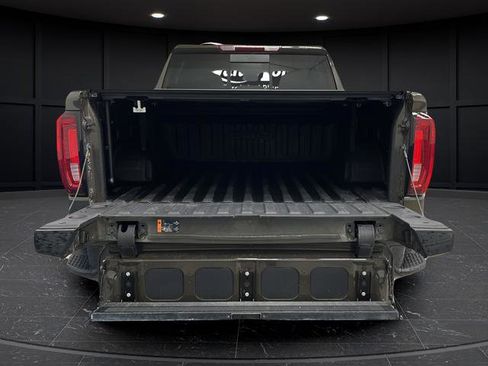 Used 2024 GMC Sierra 1500 AT4 w/ AT4 Premium Package image 29