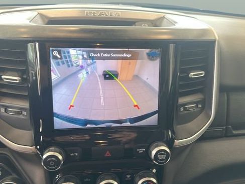 Used 2020 RAM 1500 Big Horn AWD/4WD image 13
