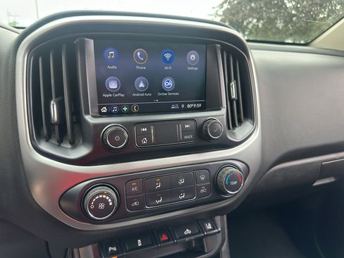 Used 2021 Chevrolet Colorado LT w/ Safety Package RWD image 19