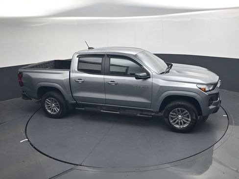 Used 2024 Chevrolet Colorado LT w/ LT Convenience Package II RWD image 26