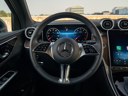Certified 2026 Mercedes-Benz GLC 300 4MATIC image 24