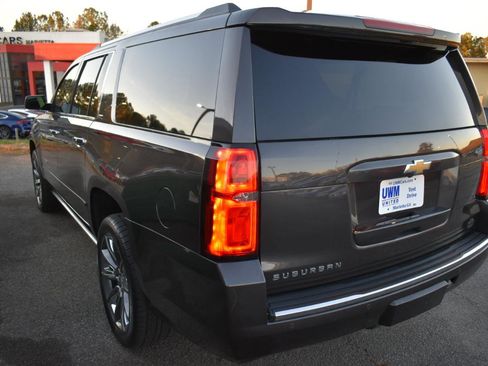 Used 2015 Chevrolet Suburban LTZ image 8