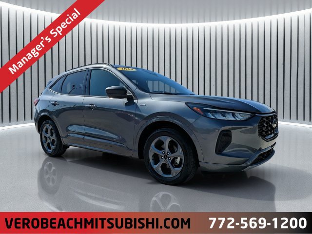 Used 2024 Ford Escape ST-Line FWD image 1